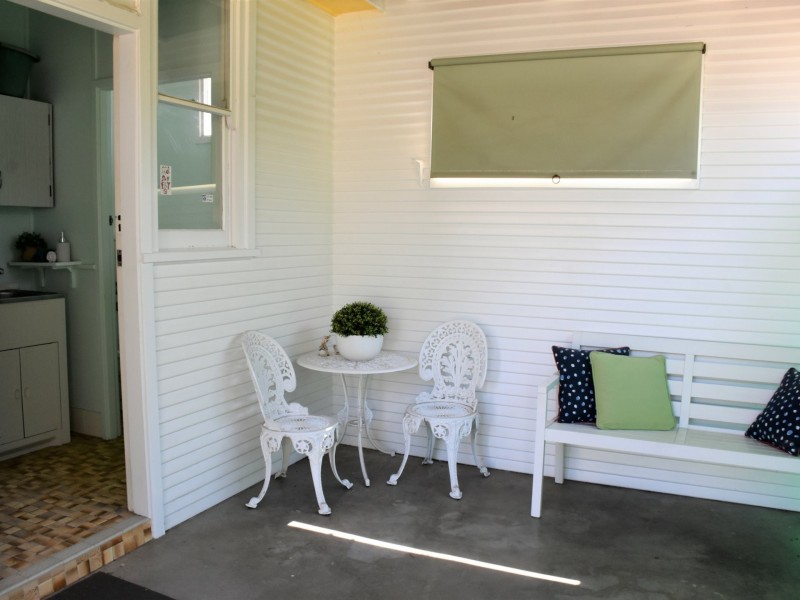 2 Osborn Crescent, Raymond Terrace NSW 2324