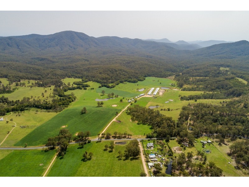 1352 Booral Road, Girvan NSW 2425