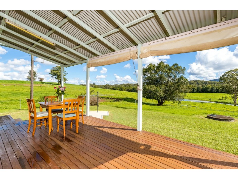 1352 Booral Road, Girvan NSW 2425