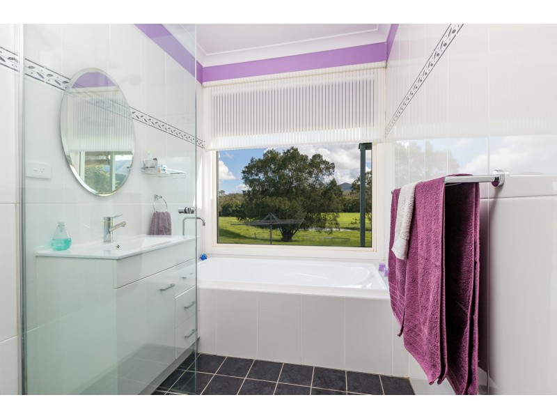 1352 Booral Road, Girvan NSW 2425