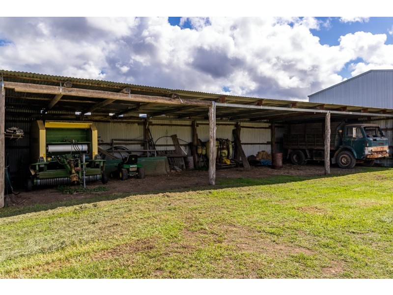 1352 Booral Road, Girvan NSW 2425