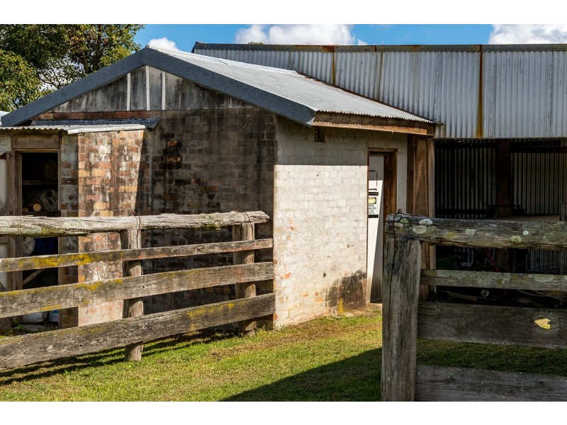 1352 Booral Road, Girvan NSW 2425