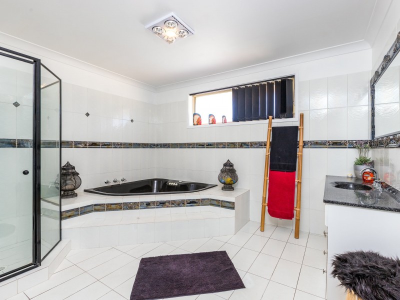 6 Elwin Road, Raymond Terrace NSW 2324