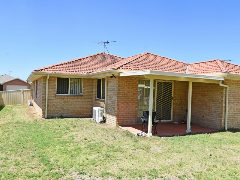 38 Martens Avenue, Raymond Terrace NSW 2324