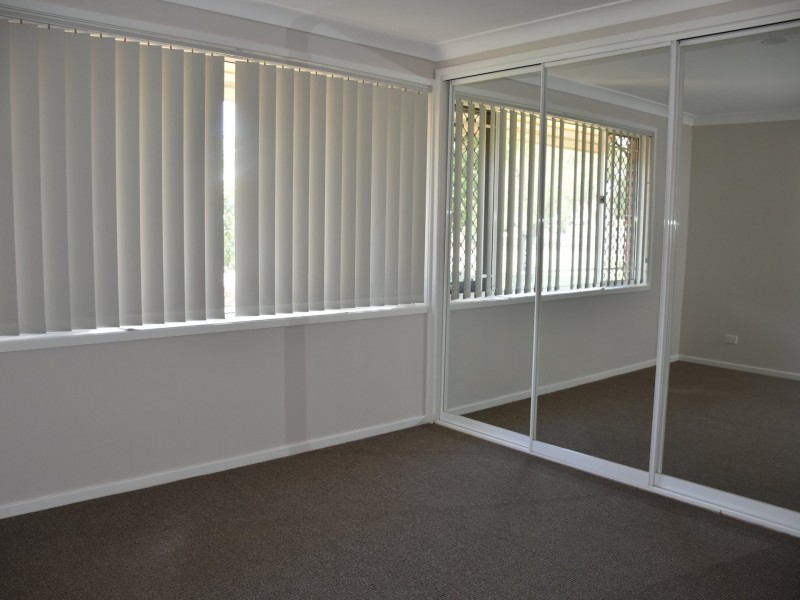 11 Cederwood Crescent, Raymond Terrace NSW 2324