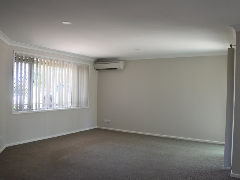 11 Cederwood Crescent, Raymond Terrace NSW 2324