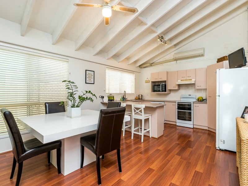 Unit 2/3 Elliott Close, Raymond Terrace NSW 2324
