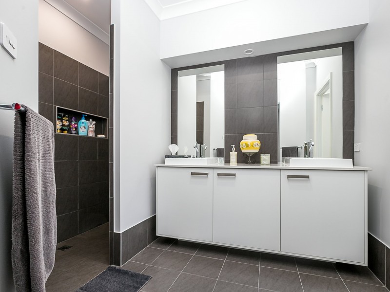 11 Harold Road, Raymond Terrace NSW 2324