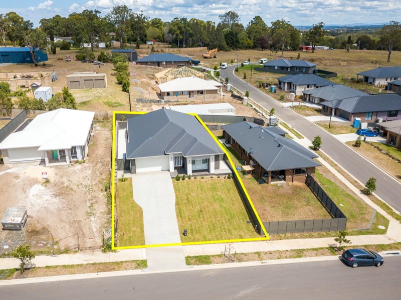 11 Harold Road, Raymond Terrace NSW 2324