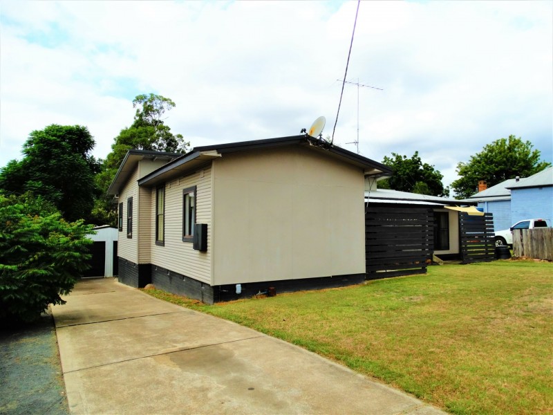 269 Dowling Street, Dungog NSW 2420