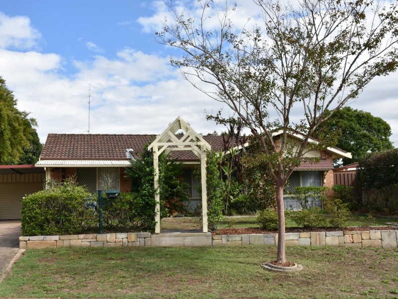 5 Courtaulds Road, Raymond Terrace NSW 2324
