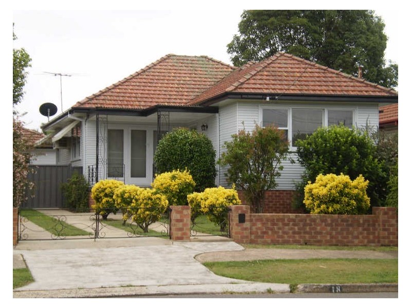 18 Tathra Street, Raymond Terrace NSW 2324