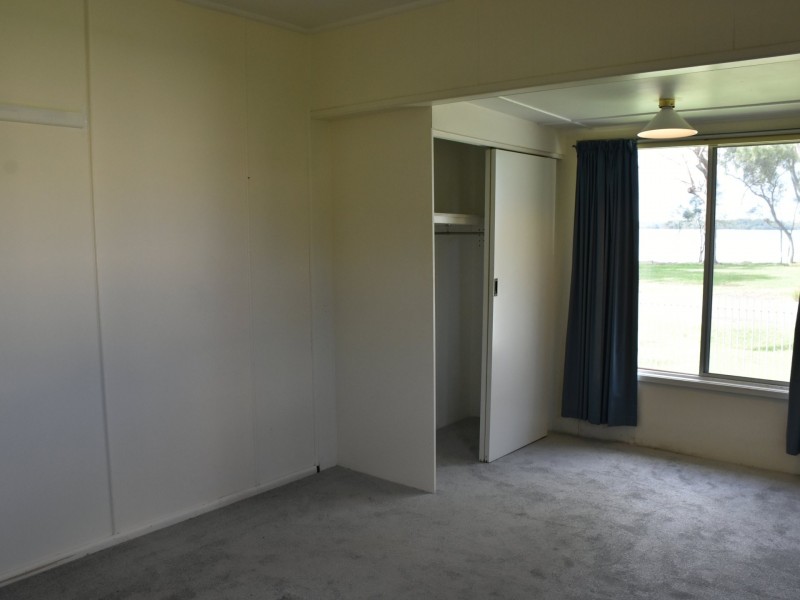 25 Waterfront Road, Swan Bay NSW 2324