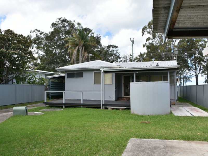 25 Waterfront Road, Swan Bay NSW 2324