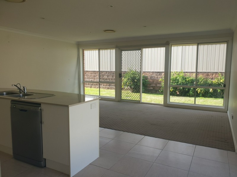 41 Kangaroo Street, Raymond Terrace NSW 2324