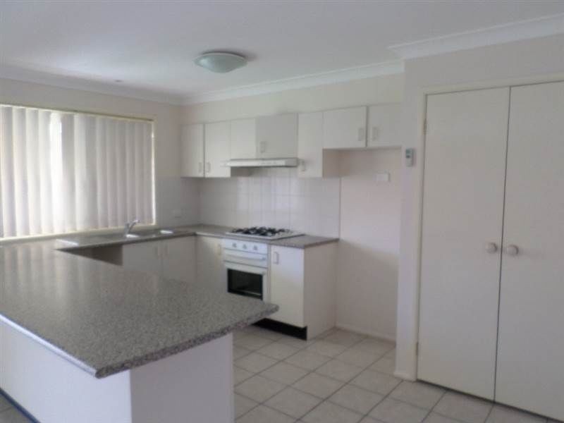 14 Acer Terrace, Thornton NSW 2322