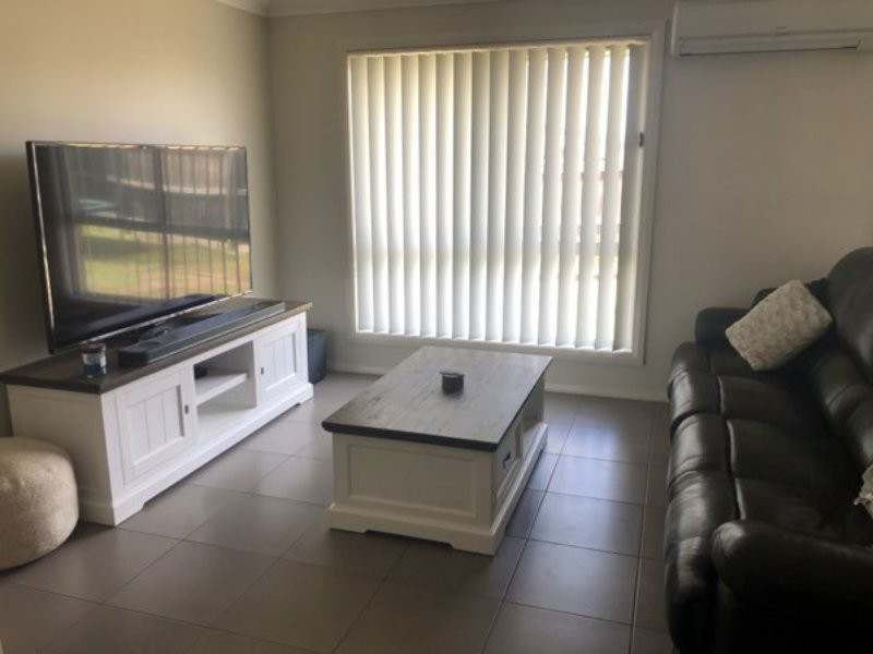 89 McKeachie Drive, Aberglasslyn NSW 2320