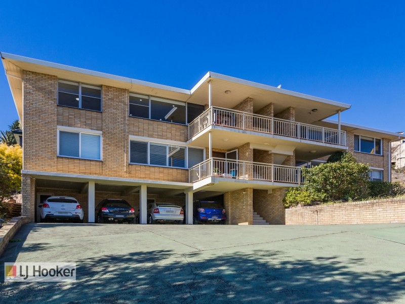 4/22 Hillview Crescent, The Hill NSW 2300