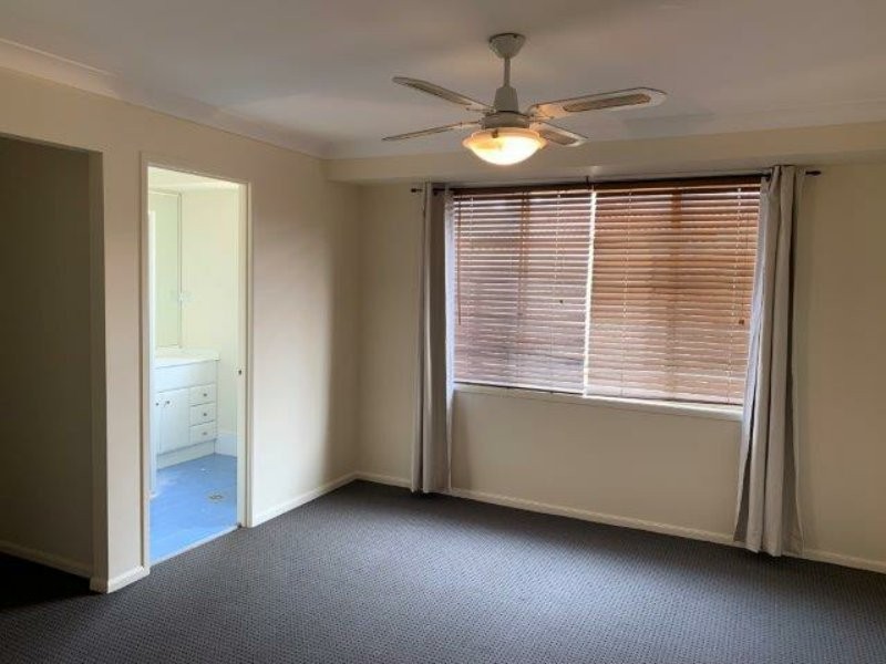 6 Warabi Close, Medowie NSW 2318