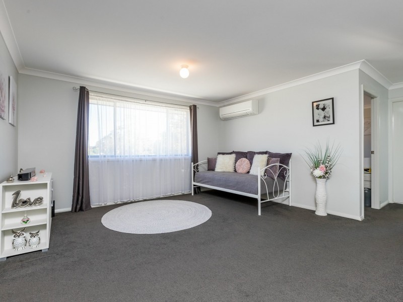 51 Beaton Avenue, Raymond Terrace NSW 2324