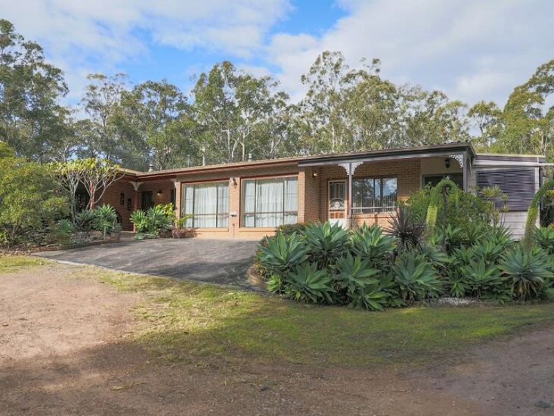 213 Six Mile Road, Eagleton NSW 2324