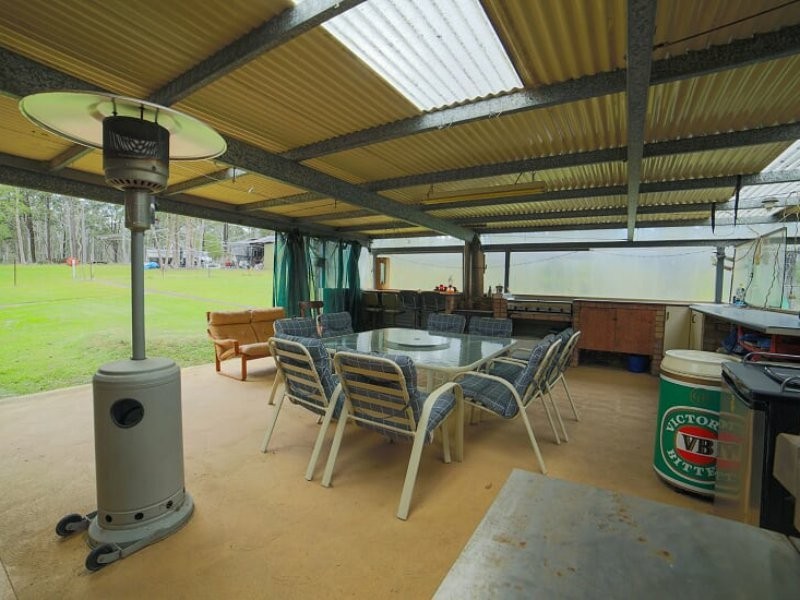 213 Six Mile Road, Eagleton NSW 2324