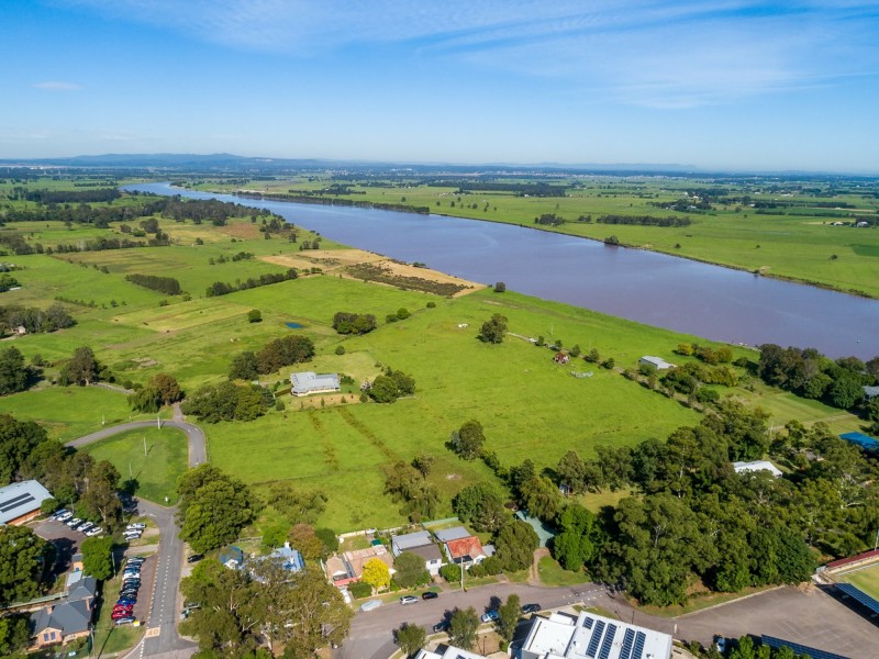 137 Port Stephens Street, Raymond Terrace NSW 2324