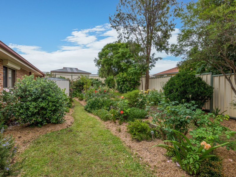 4 Jasmine Way, Thornton NSW 2322