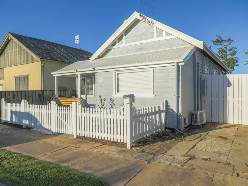 60 Roe Street, Mayfield NSW 2304