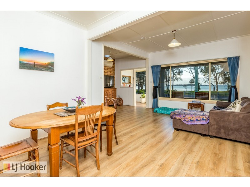 25-25A Waterfront Road, Swan Bay NSW 2324