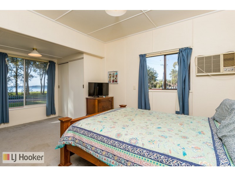 25-25A Waterfront Road, Swan Bay NSW 2324
