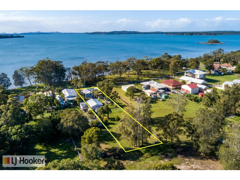 25-25A Waterfront Road, Swan Bay NSW 2324