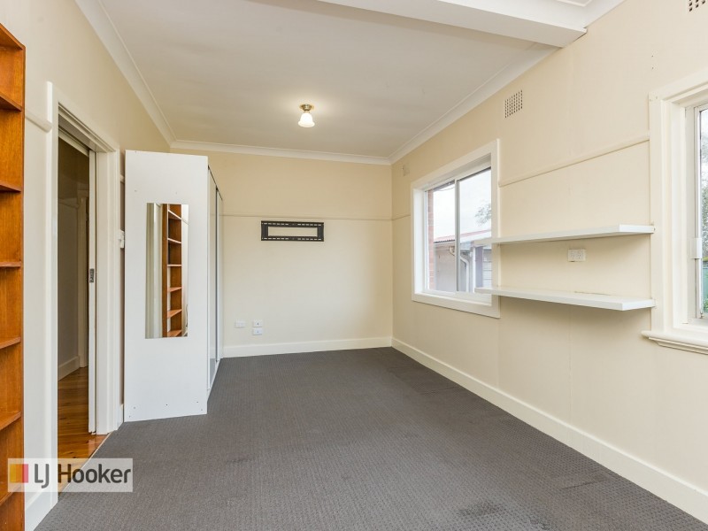 8 Kia-Ora Street, Raymond Terrace NSW 2324