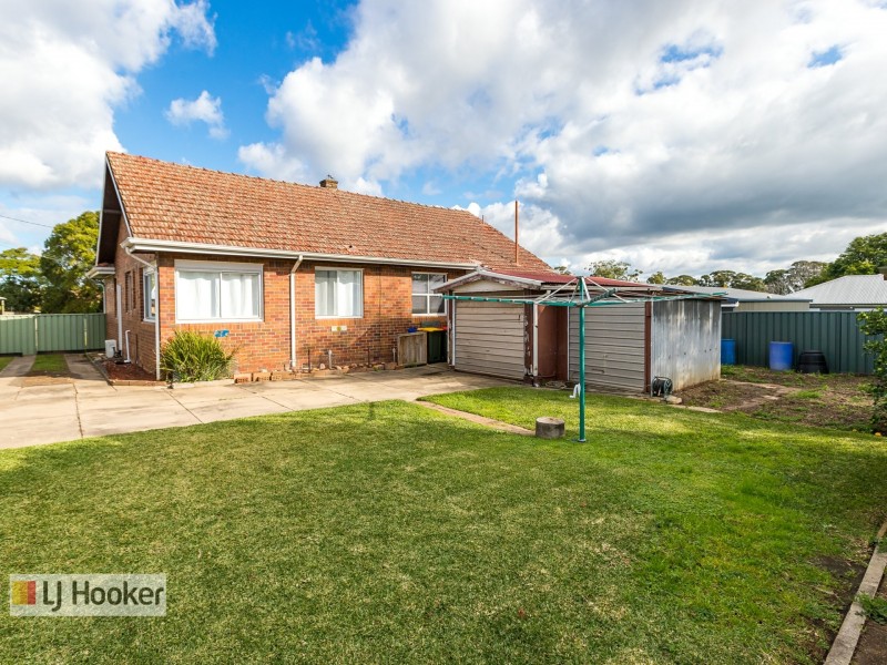 8 Kia-Ora Street, Raymond Terrace NSW 2324