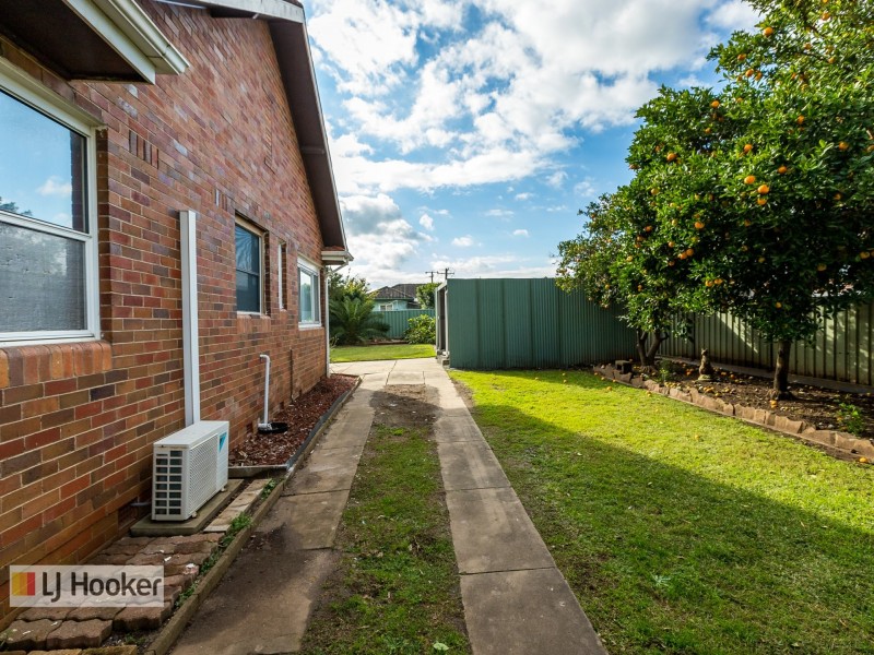 8 Kia-Ora Street, Raymond Terrace NSW 2324