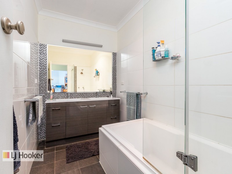 12 Crown Street, Stockton NSW 2295