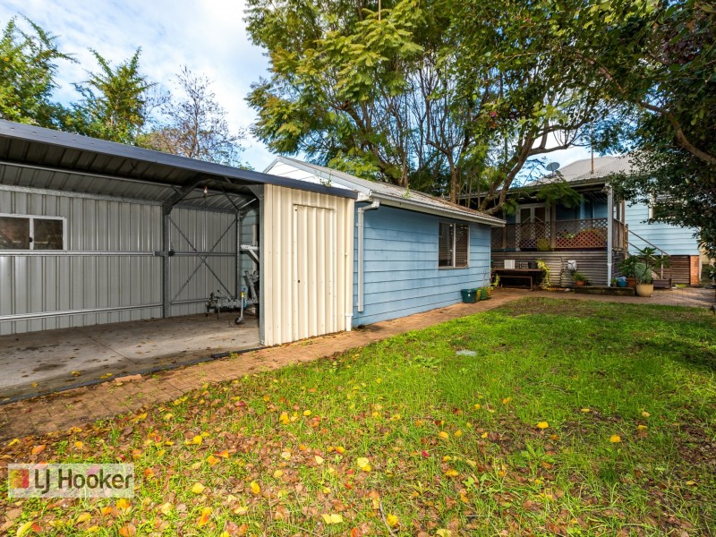 12 Crown Street, Stockton NSW 2295