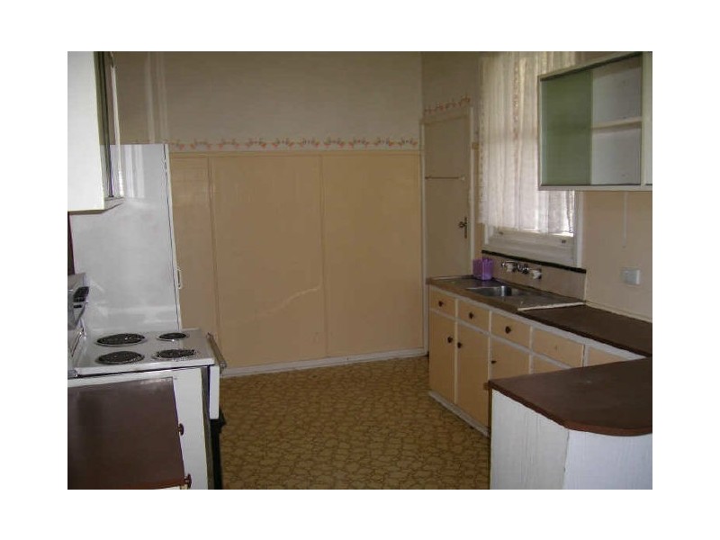 10 Rees James Road, Raymond Terrace NSW 2324