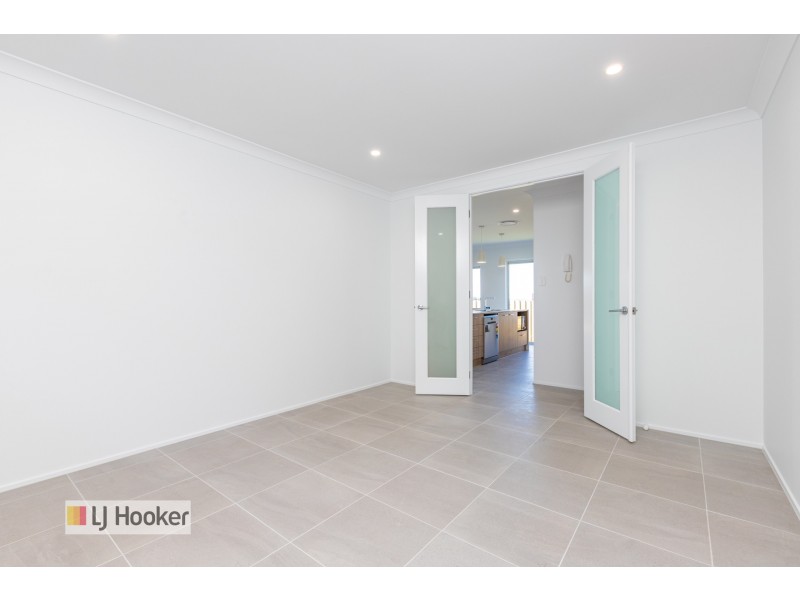 17 Mayo Crescent, Chisholm NSW 2322