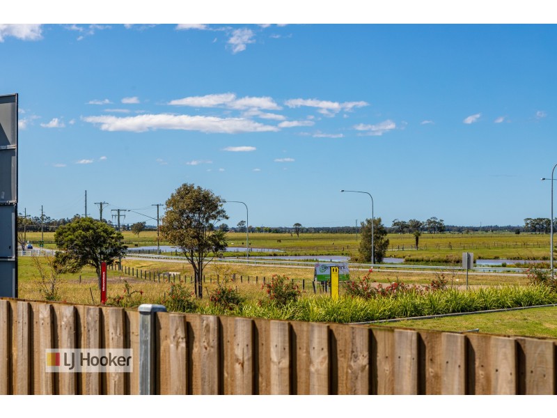 17 Mayo Crescent, Chisholm NSW 2322