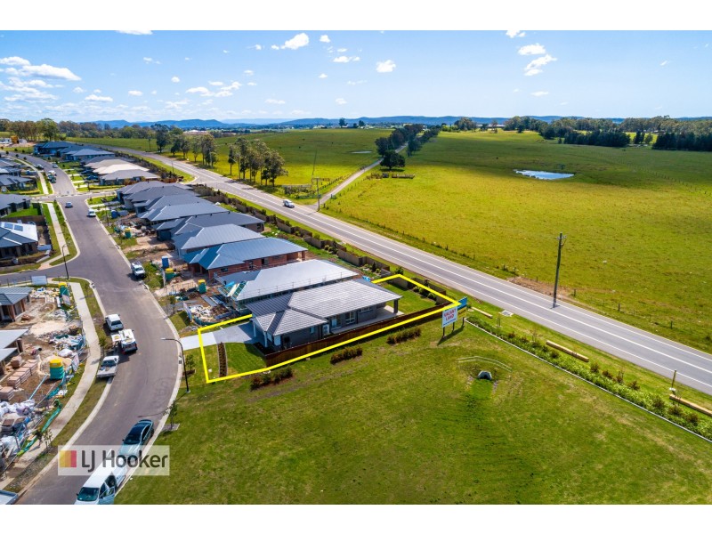 17 Mayo Crescent, Chisholm NSW 2322