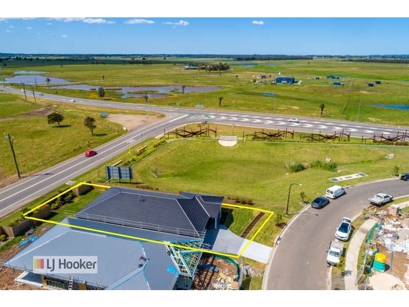 17 Mayo Crescent, Chisholm NSW 2322