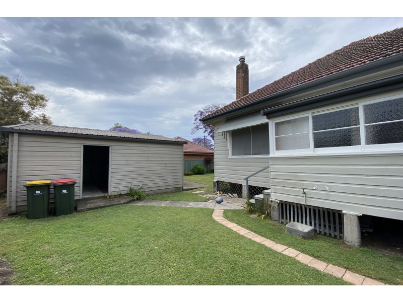 42 Sturgeon Street, Raymond Terrace NSW 2324