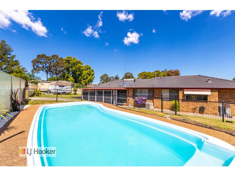5 Luskin Close, Raymond Terrace NSW 2324