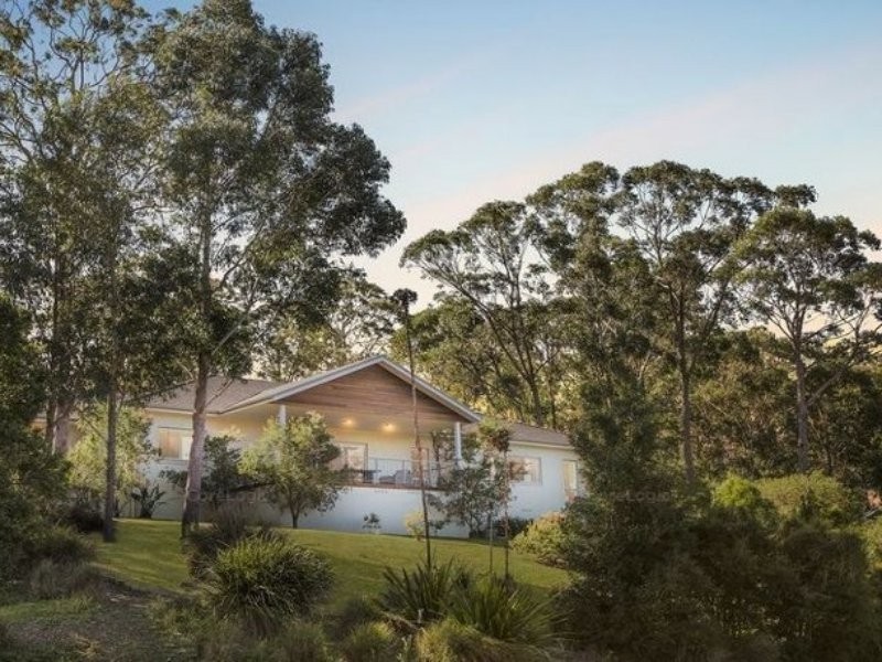 2 Pinehurst Way, Medowie NSW 2318