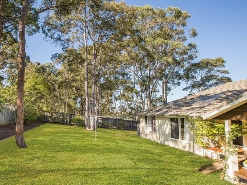 2 Pinehurst Way, Medowie NSW 2318