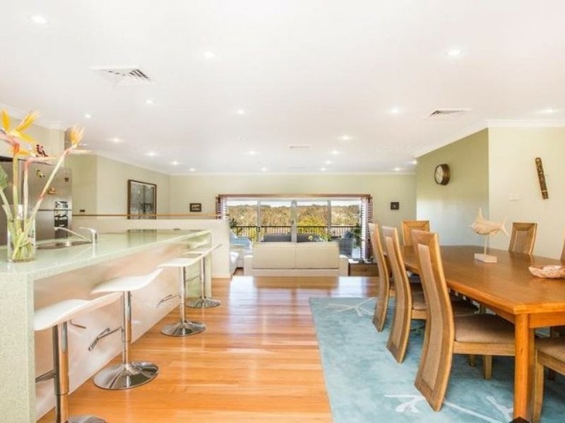 2 Pinehurst Way, Medowie NSW 2318