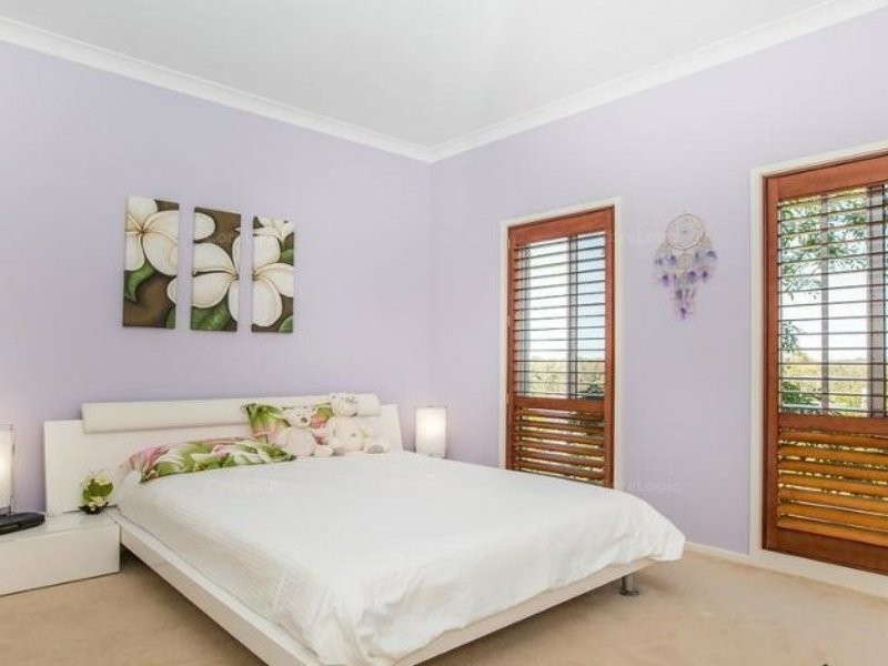 2 Pinehurst Way, Medowie NSW 2318