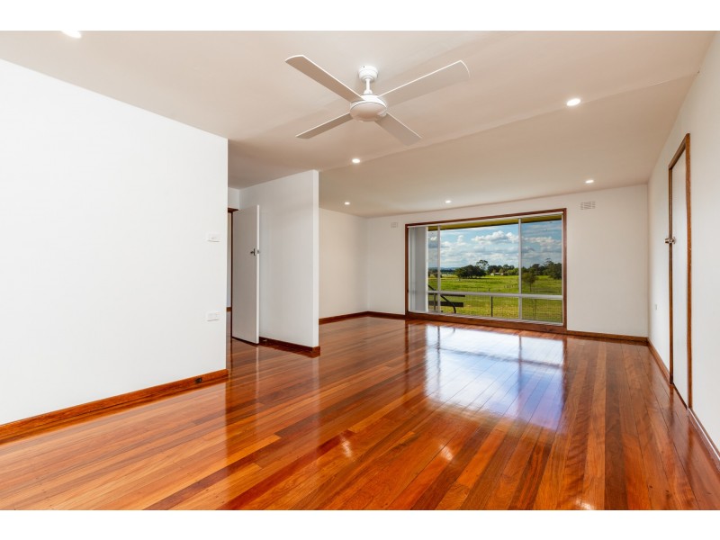 12 Parkway Avenue, Raymond Terrace NSW 2324