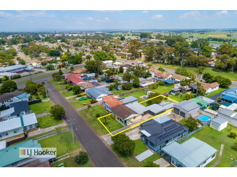 11 Gwen Parade, Raymond Terrace NSW 2324